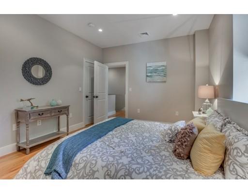 66 Perry St #2, Brookline, MA 02446 photo 10