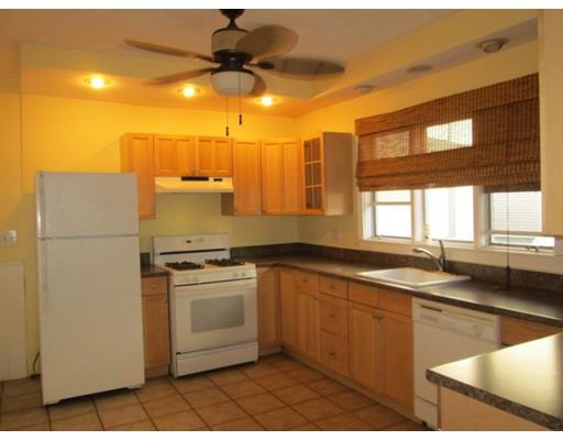 52 Dean St, Everett, MA 02149 photo 3