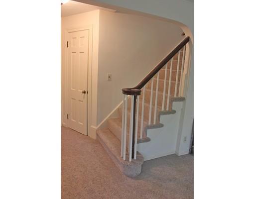 686 Elm St, West Springfield, MA 01089 photo 14