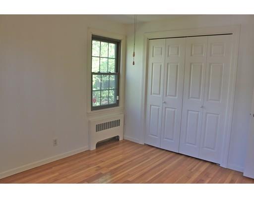 686 Elm St, West Springfield, MA 01089 photo 12