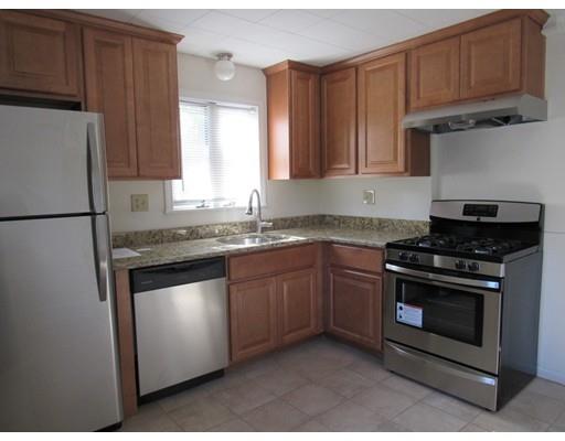 106 Balfour Dr, Springfield, MA 01118 photo 4