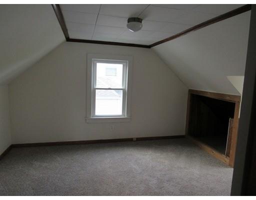 106 Balfour Dr, Springfield, MA 01118 photo 10