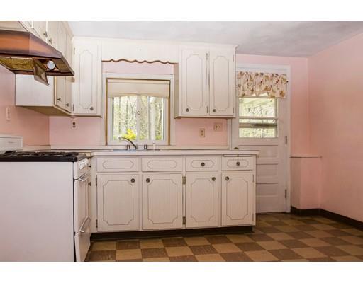 49 Hamilton Ave, Dedham, MA 02026 photo 9