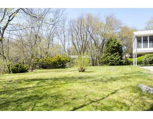 49 Hamilton Ave, Dedham, MA 02026 photo 16