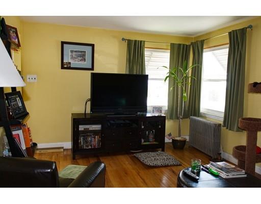 452 S Broadway, Lawrence, MA 01843 photo 2
