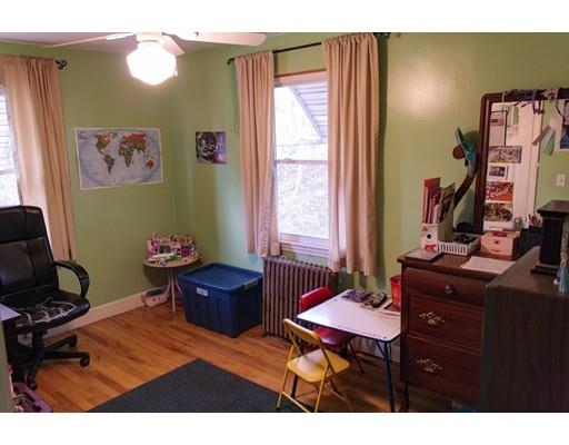 452 S Broadway, Lawrence, MA 01843 photo 4
