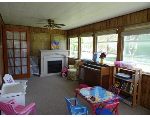 1 Santoro Rd, Worcester, MA 01606 photo 13
