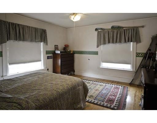 7 Endicott St, Beverly, MA 01915 photo 9