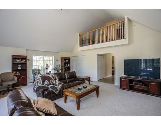 51 Gulf Rd, Derry, NH 03038 photo 7