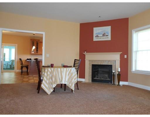 3 Blackford Dr, Atkinson, NH 03811 photo 2