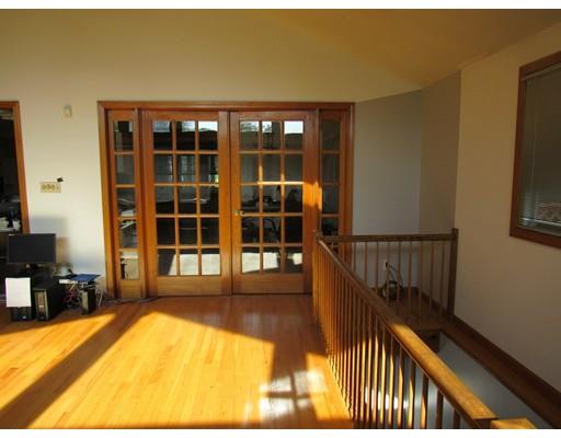 96 Belvidere St, Springfield, MA 01108 photo 5