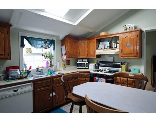 19 Dogwood Ln, Wareham, MA 02571 photo 4