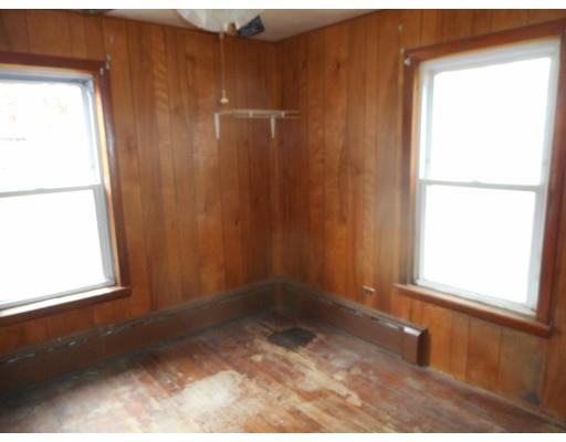 18 Park Ave, Ware, MA 01082 photo 8