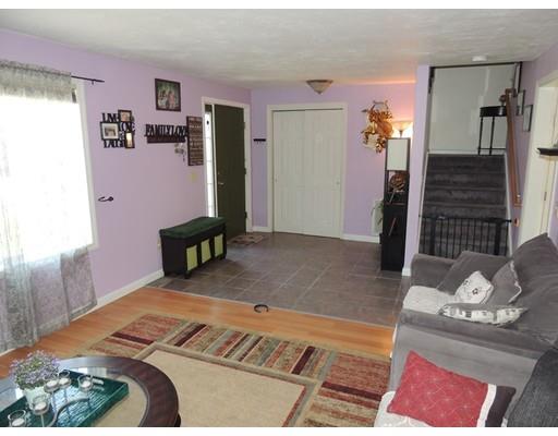 15 Onset St, Worcester, MA 01604 photo 8