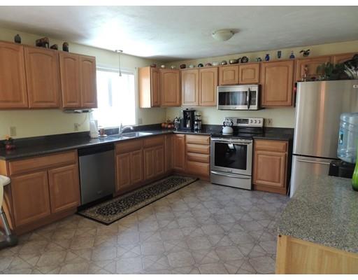 15 Onset St, Worcester, MA 01604 photo 4