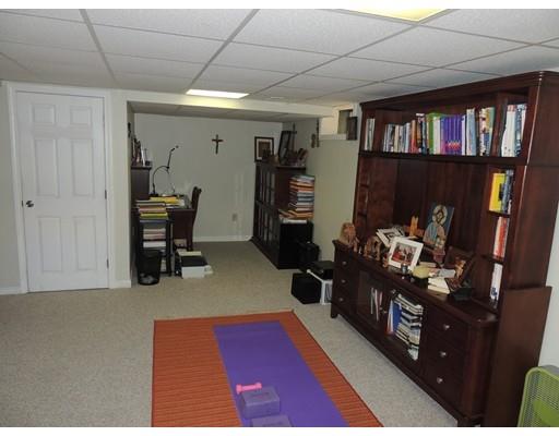 15 Onset St, Worcester, MA 01604 photo 14