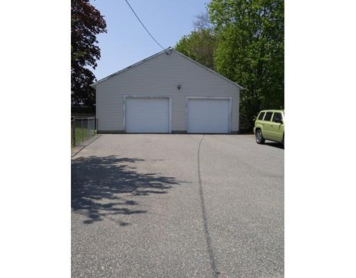 315 Mott St, Fall River, MA 02721 photo 4