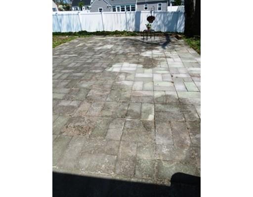 381 Abbott St, Springfield, MA 01118 photo 23