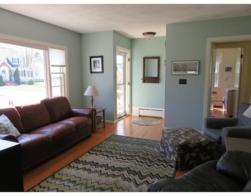 51 Knipfer, Easthampton, MA 01027 photo 2