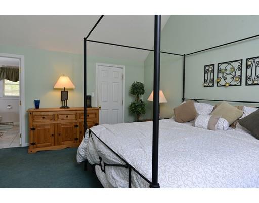 44 Pine Tree Ln, Raynham, MA 02767 photo 15