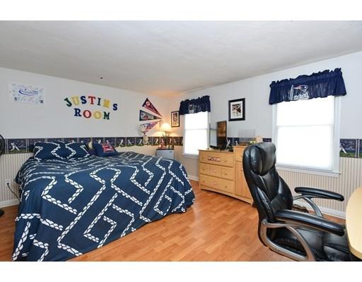 44 Pine Tree Ln, Raynham, MA 02767 photo 18