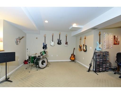 44 Pine Tree Ln, Raynham, MA 02767 photo 21