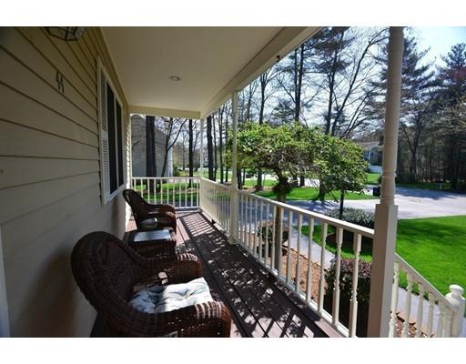 44 Pine Tree Ln, Raynham, MA 02767 photo 3