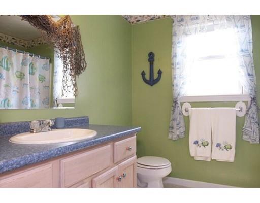 40 Wildflower Dr, Sutton, MA 01590 photo 19