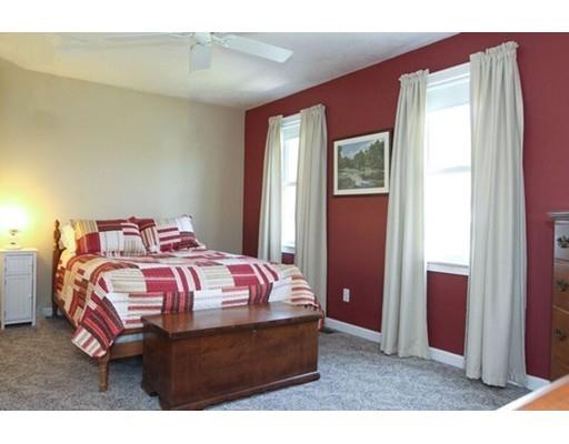 40 Wildflower Dr, Sutton, MA 01590 photo 17