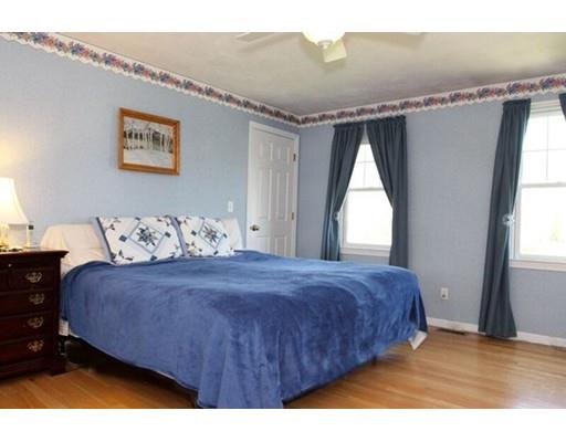 40 Wildflower Dr, Sutton, MA 01590 photo 15
