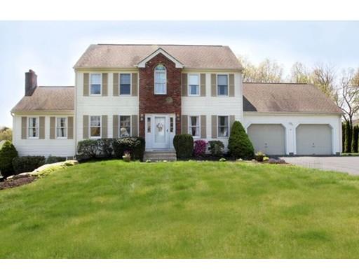 40 Wildflower Dr, Sutton, MA 01590 photo 1
