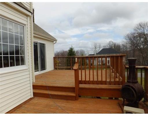 40 Wildflower Dr, Sutton, MA 01590 photo 24