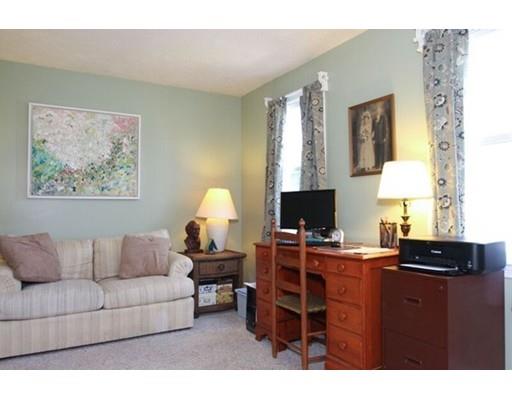 40 Wildflower Dr, Sutton, MA 01590 photo 12