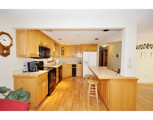 83 Brooks St, Maynard, MA 01754 photo 6