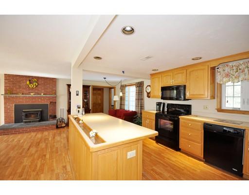 83 Brooks St, Maynard, MA 01754 photo 10