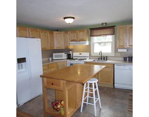 46 Edward, Townsend, MA 01469 photo 3