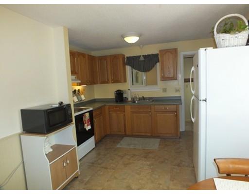 5 Danaher Cir, Springfield, MA 01118 photo 6