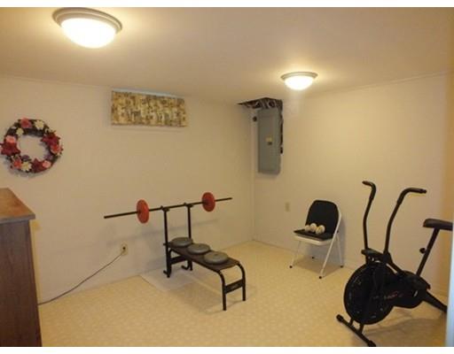 5 Danaher Cir, Springfield, MA 01118 photo 23