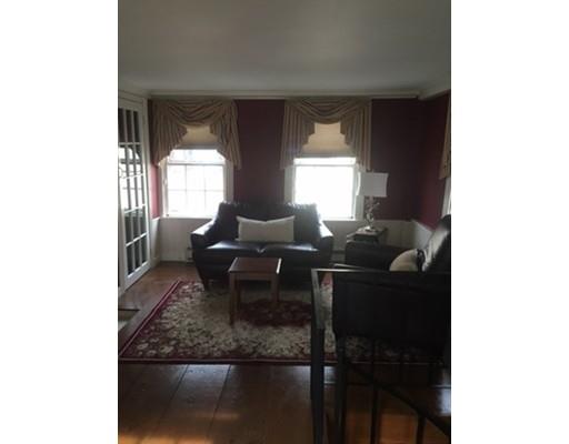 13 Hooper St, Marblehead, MA 01945 photo 3