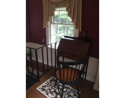 13 Hooper St, Marblehead, MA 01945 photo 4