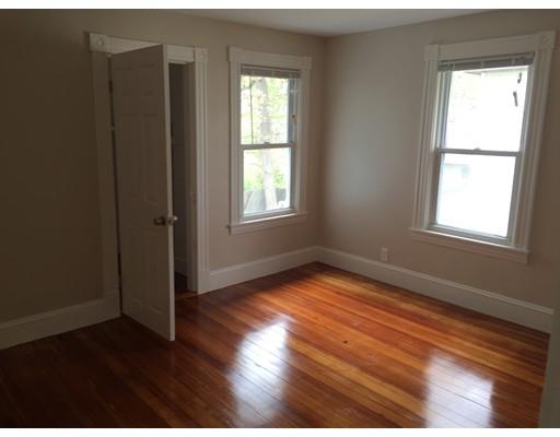 116 Hastings St, Springfield, MA 01104 photo 10