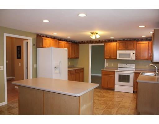 104 Zenith Dr, Worcester, MA 01602 photo 14