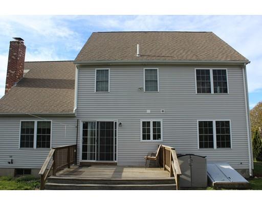 104 Zenith Dr, Worcester, MA 01602 photo 5