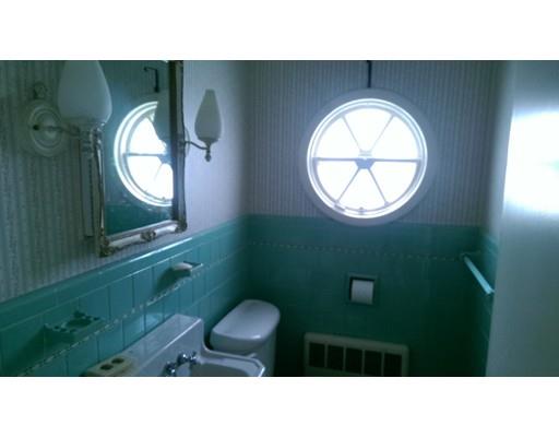 182 Albany St, Fall River, MA 02720 photo 5