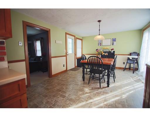 3 Birch Hill Rd, Worcester, MA 01606 photo 4