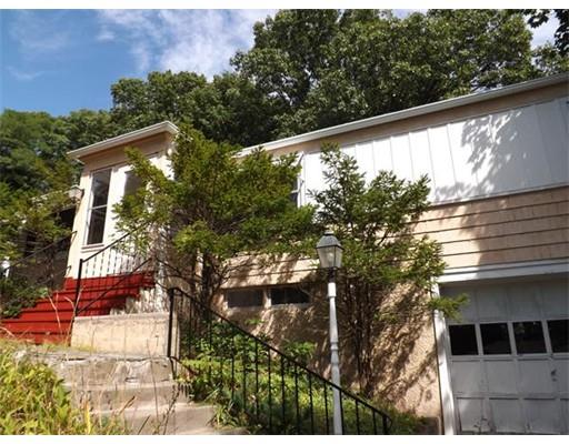 53 Westview Rd, Worcester, MA 01602 photo 2
