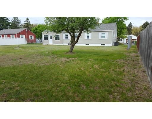 73 Kirk Dr, Springfield, MA 01109 photo 4