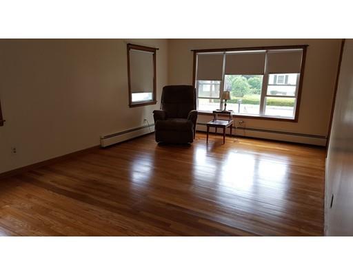 73 Kirk Dr, Springfield, MA 01109 photo 7