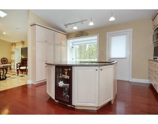 7 Treetops Ln, Danvers, MA 01923 photo 14
