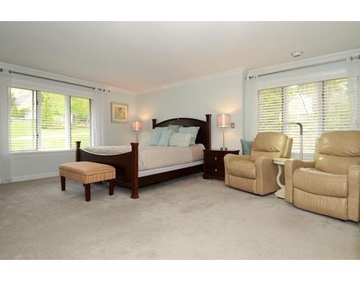 7 Treetops Ln, Danvers, MA 01923 photo 8
